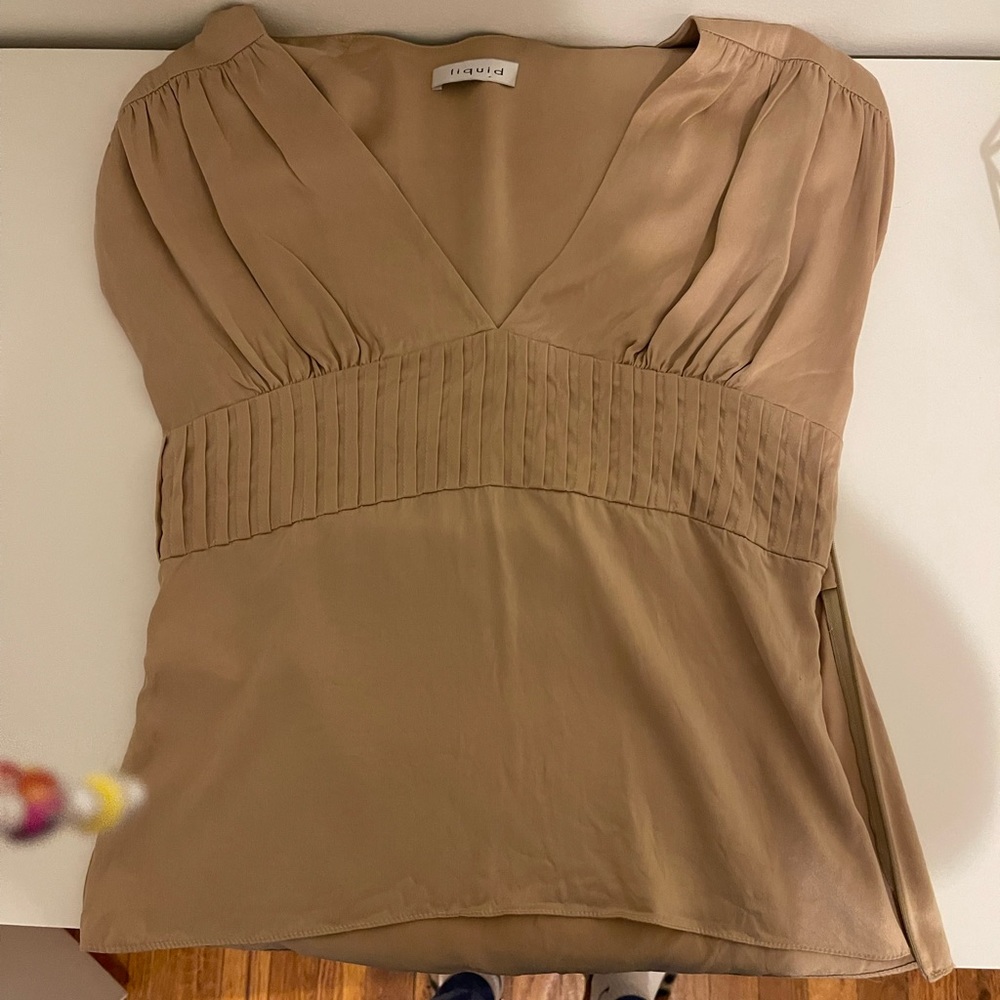 Selling liquid shirt 100% silk.